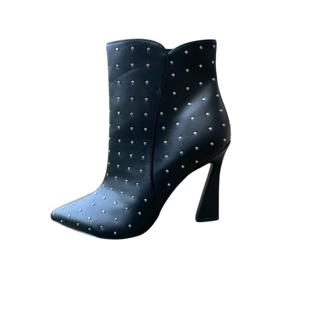 Nine West Women's Farrah Studded Pointed Toe Ankle Boots Black, Size 8.5